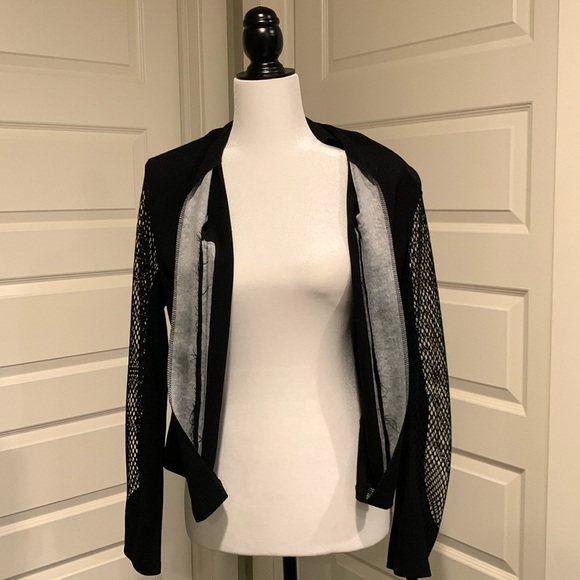 Women’s Blazer - Picture 13 of 16